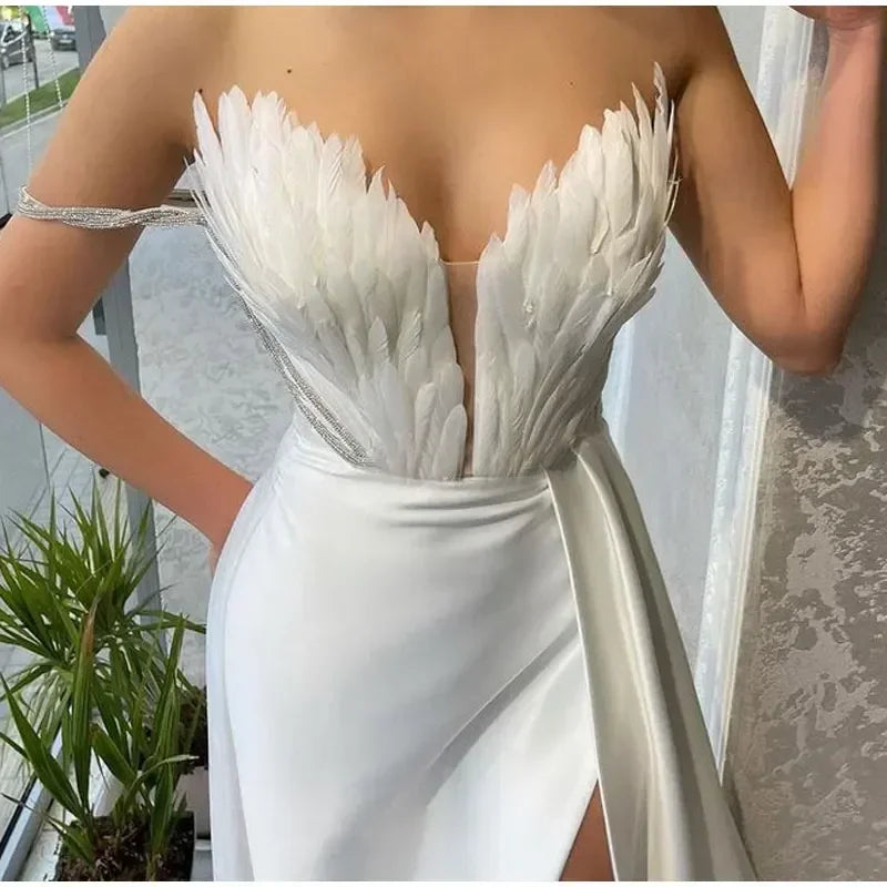 White Angel Feather Dress Luxury Design Women's Off Shoulder Elegant Long Dress Halloween Christmas Party Evening Wedding Dress