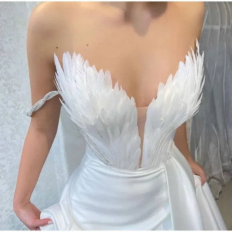 White Angel Feather Dress Luxury Design Women's Off Shoulder Elegant Long Dress Halloween Christmas Party Evening Wedding Dress