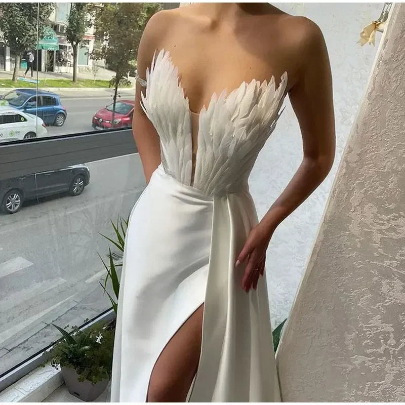 White Angel Feather Dress Luxury Design Women's Off Shoulder Elegant Long Dress Halloween Christmas Party Evening Wedding Dress